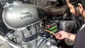 Read more about the article Royal Enfield Service in Bengaluru | 24/7 Doorstep Bike Repair